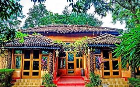 Resort Raktokorobi Karugram - Escape To Green Stay With Soul